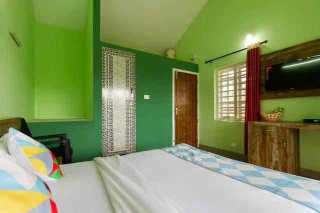 Letstay Vythiri Hill Palace Номер фото