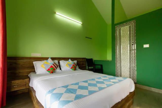 Letstay Vythiri Hill Palace Номер фото